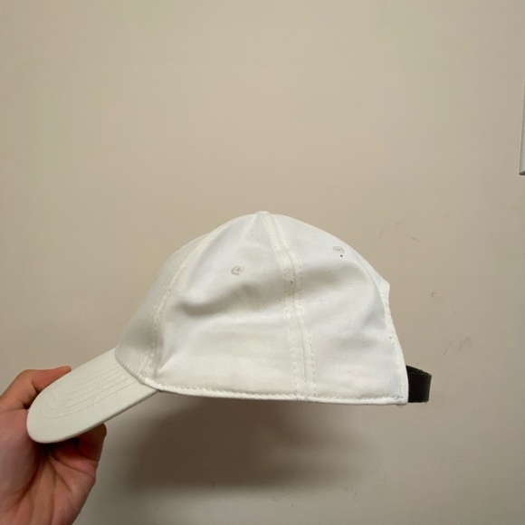 Champion Hat - Picture 3 of 3